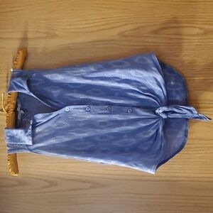 Charlotte Russe Button Down Crop Top; Periwinkle; XS